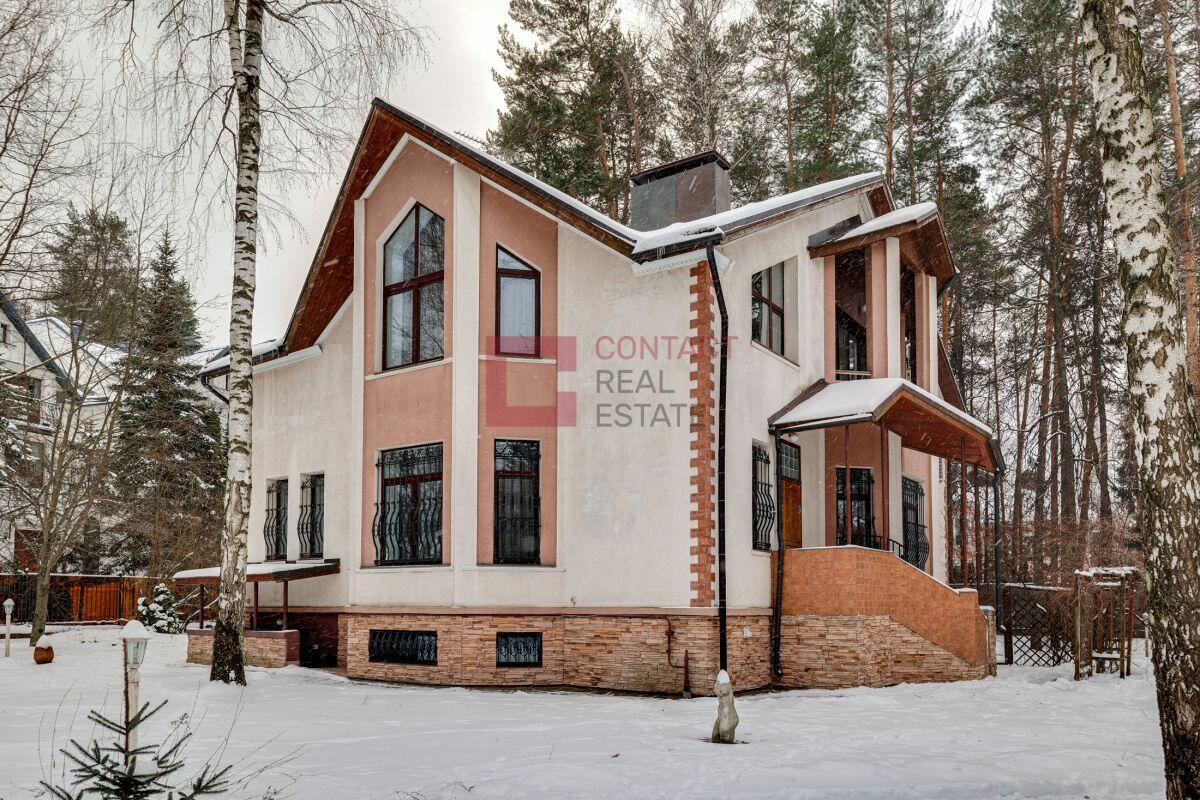 3-этажный коттедж 400 м² с отделкой