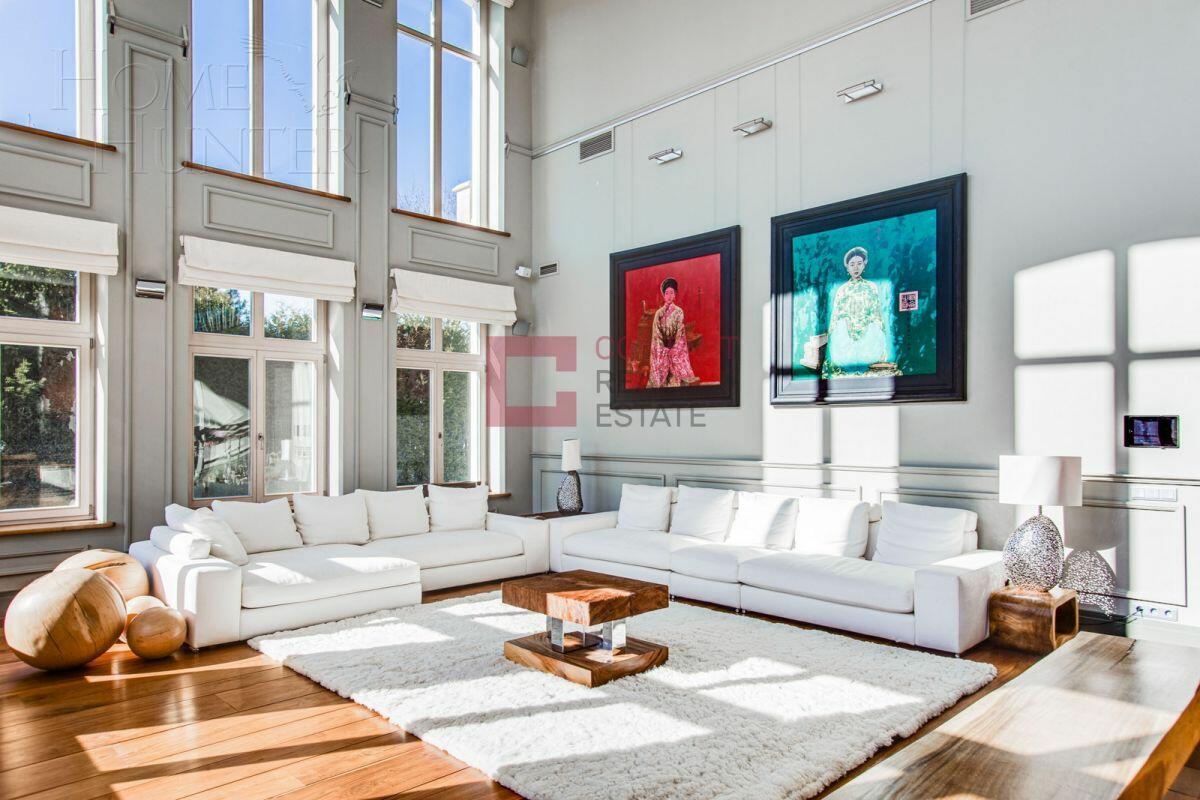 2-этажный коттедж 985 м² с отделкой