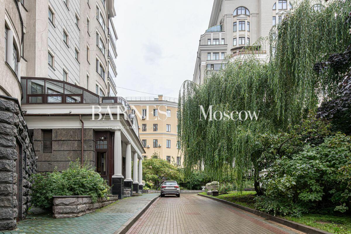 5-УРОВНЕВЫЙ ПЕНТХАУС БЕЗ ОТДЕЛКИ 1 846 М² НА 11 ЭТАЖЕ