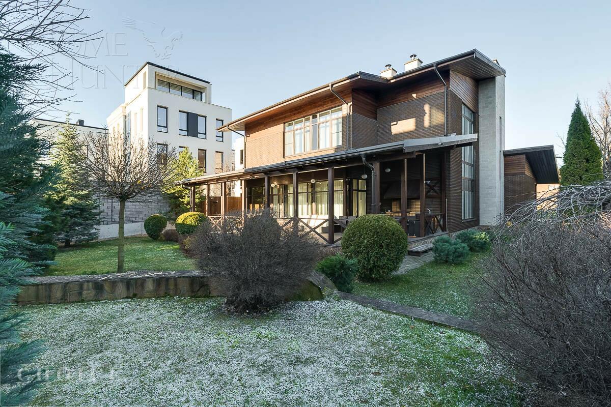 2-этажный коттедж 360 м² с отделкой