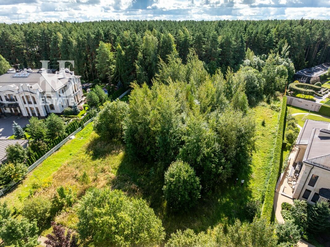 Участок 192.62 сот. в охраняемом поселке