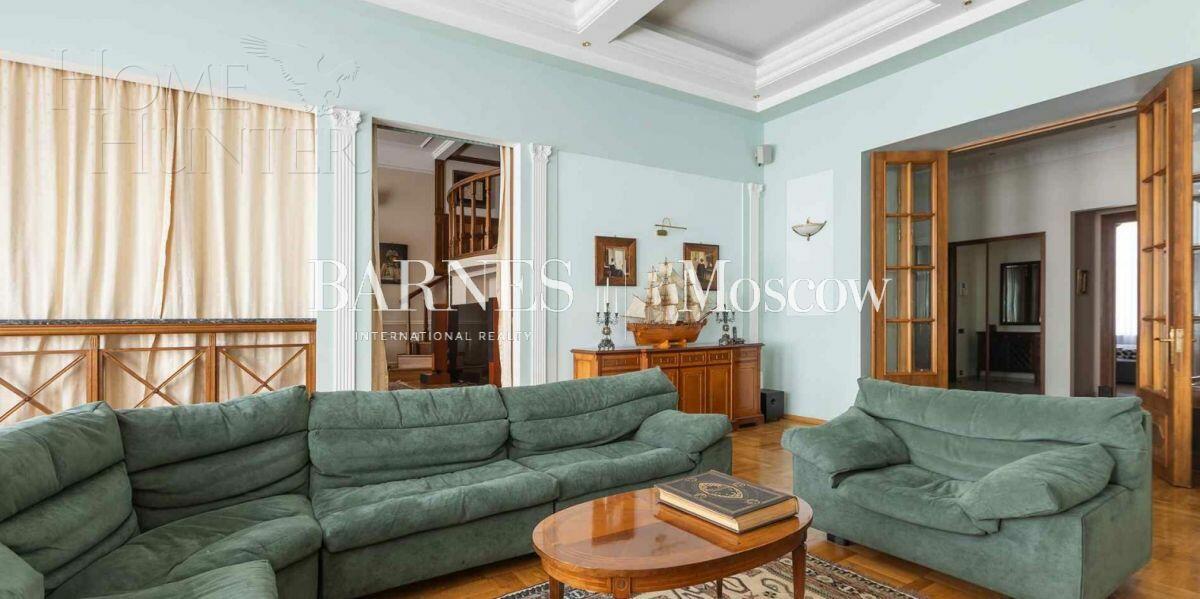 5-КОМН. КВАРТИРА С ОТДЕЛКОЙ 220 М² НА 4 ЭТАЖЕ