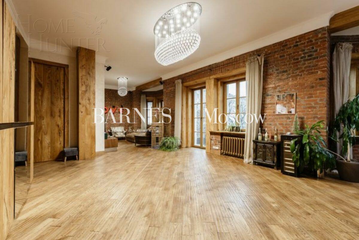 30-КОМН. КВАРТИРА С ОТДЕЛКОЙ 100.8 М² НА 3 ЭТАЖЕ