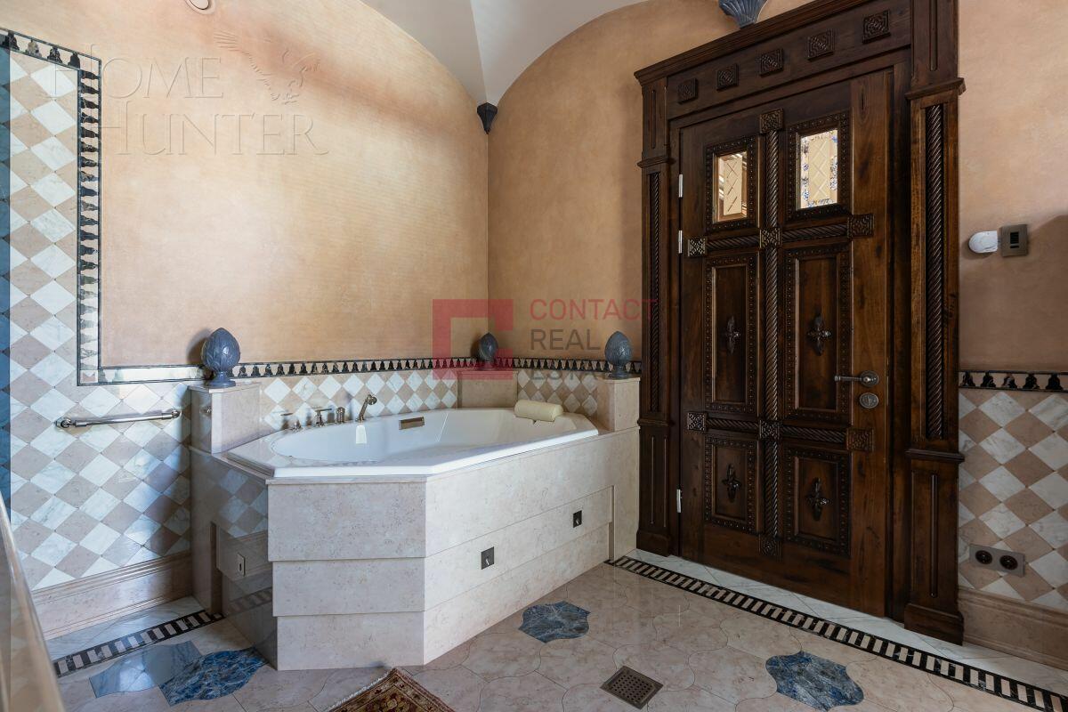 2-этажный коттедж 1 091 м² с отделкой