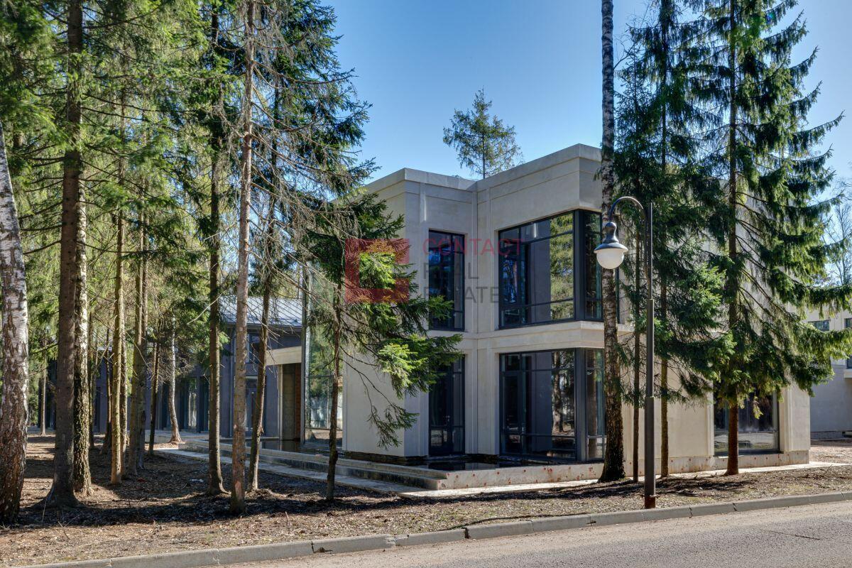 2-этажный коттедж 520 м² без отделки