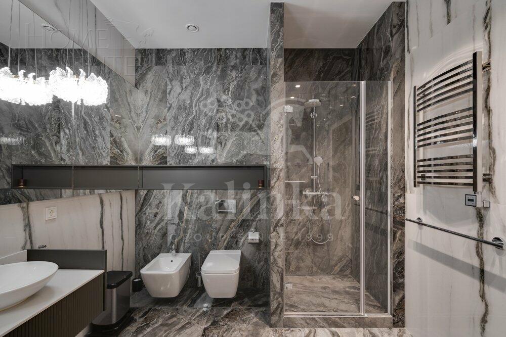 2-этажный коттедж 600 м² с отделкой