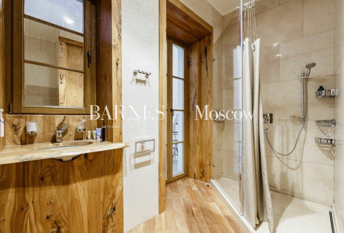 30-КОМН. КВАРТИРА С ОТДЕЛКОЙ 100.8 М² НА 3 ЭТАЖЕ