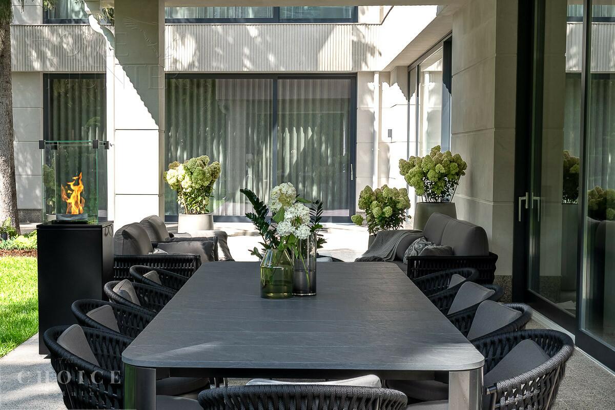 2-этажный коттедж 1 256 м² с отделкой