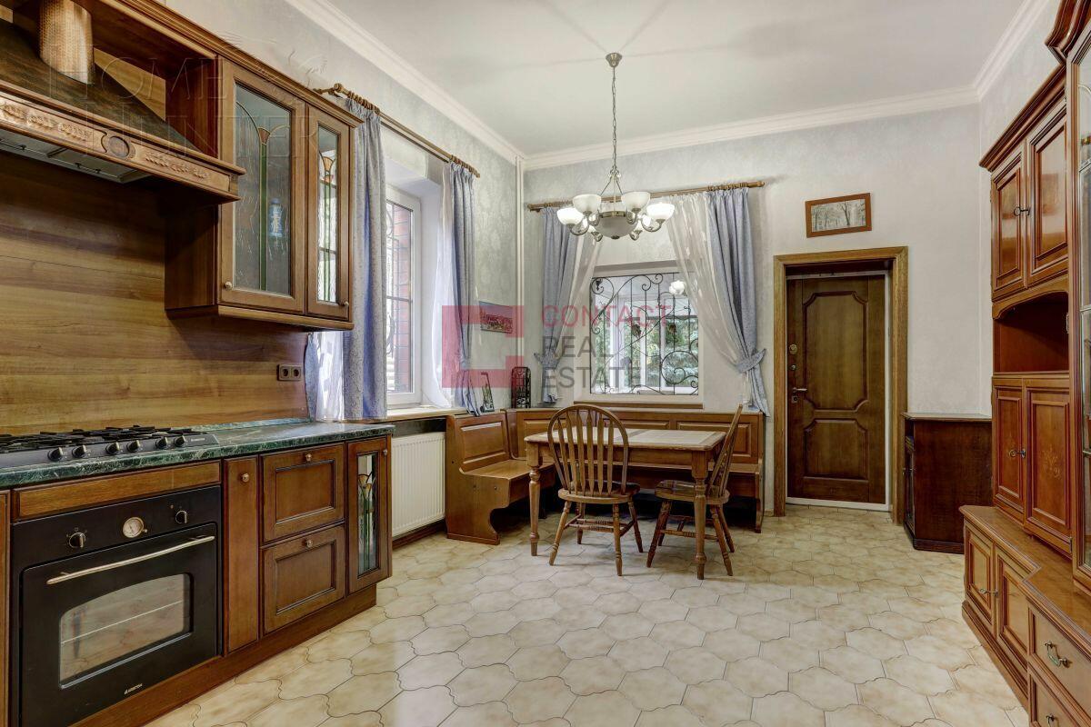 2-этажный коттедж 320 м² с отделкой