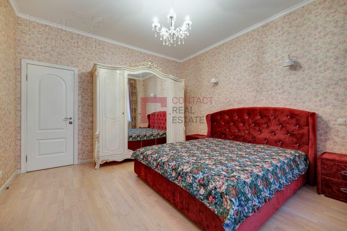 3-этажный коттедж 400 м² с отделкой