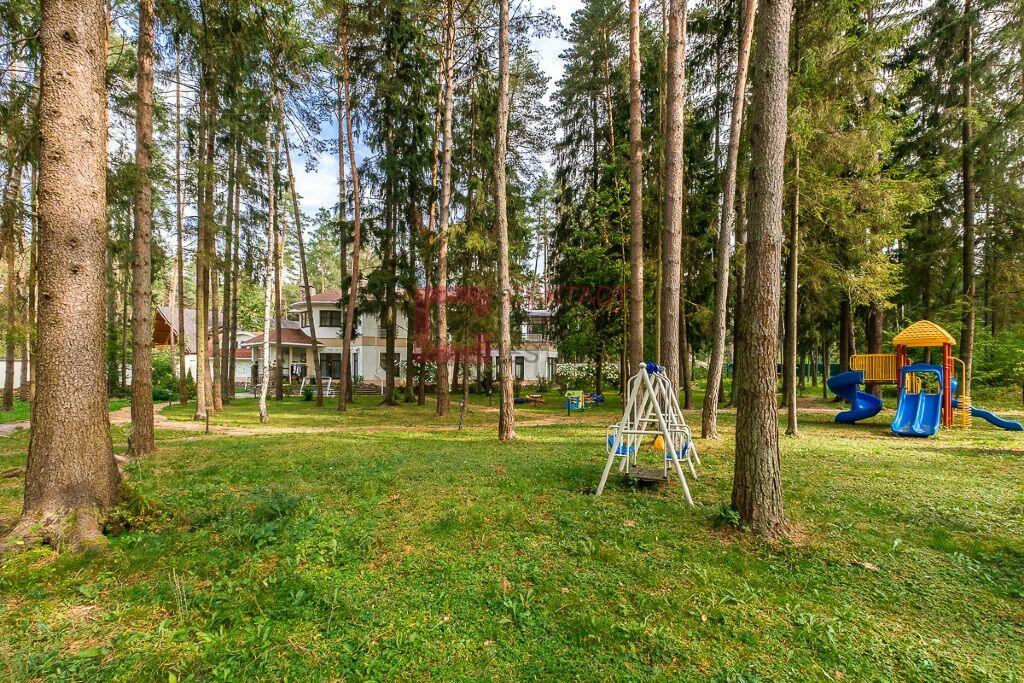 2-этажный коттедж 850 м² с отделкой