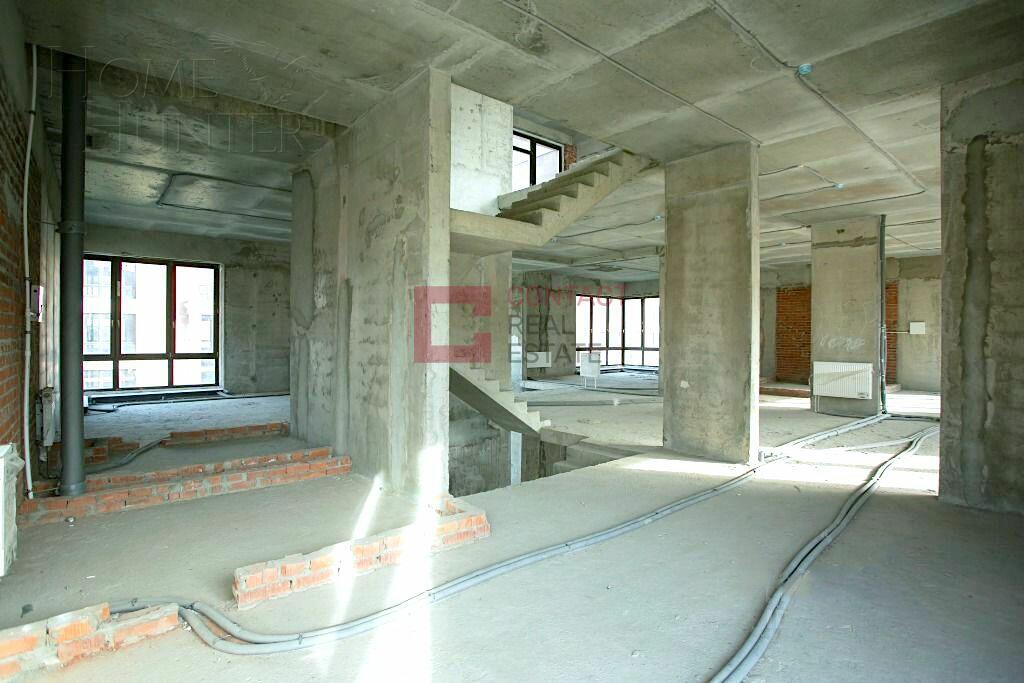 3-этажный коттедж 856 м² без отделки