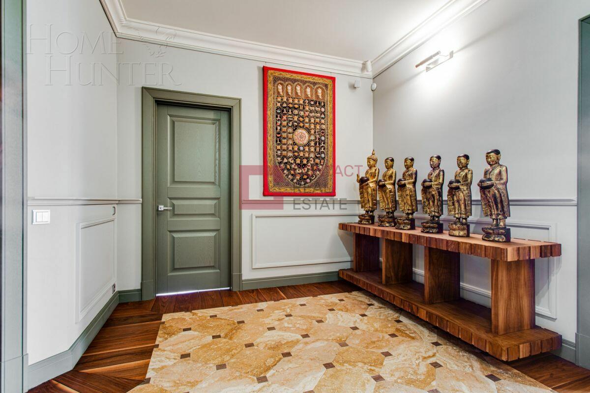 2-этажный коттедж 985 м² с отделкой