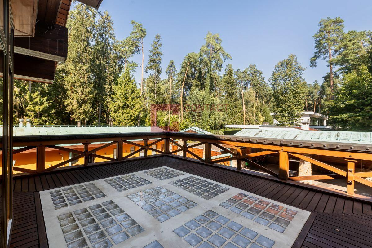 2-этажный коттедж 1 091 м² с отделкой