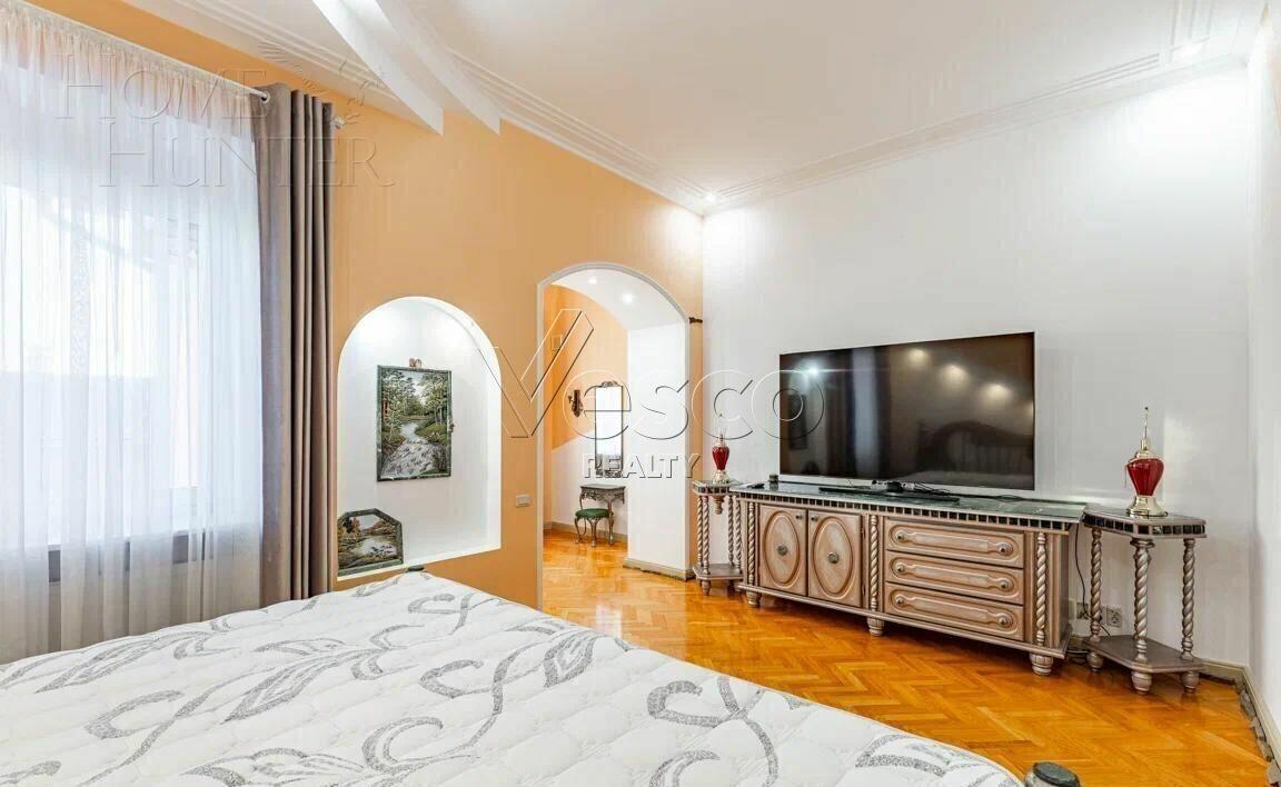 2-этажный коттедж 577 м² с отделкой