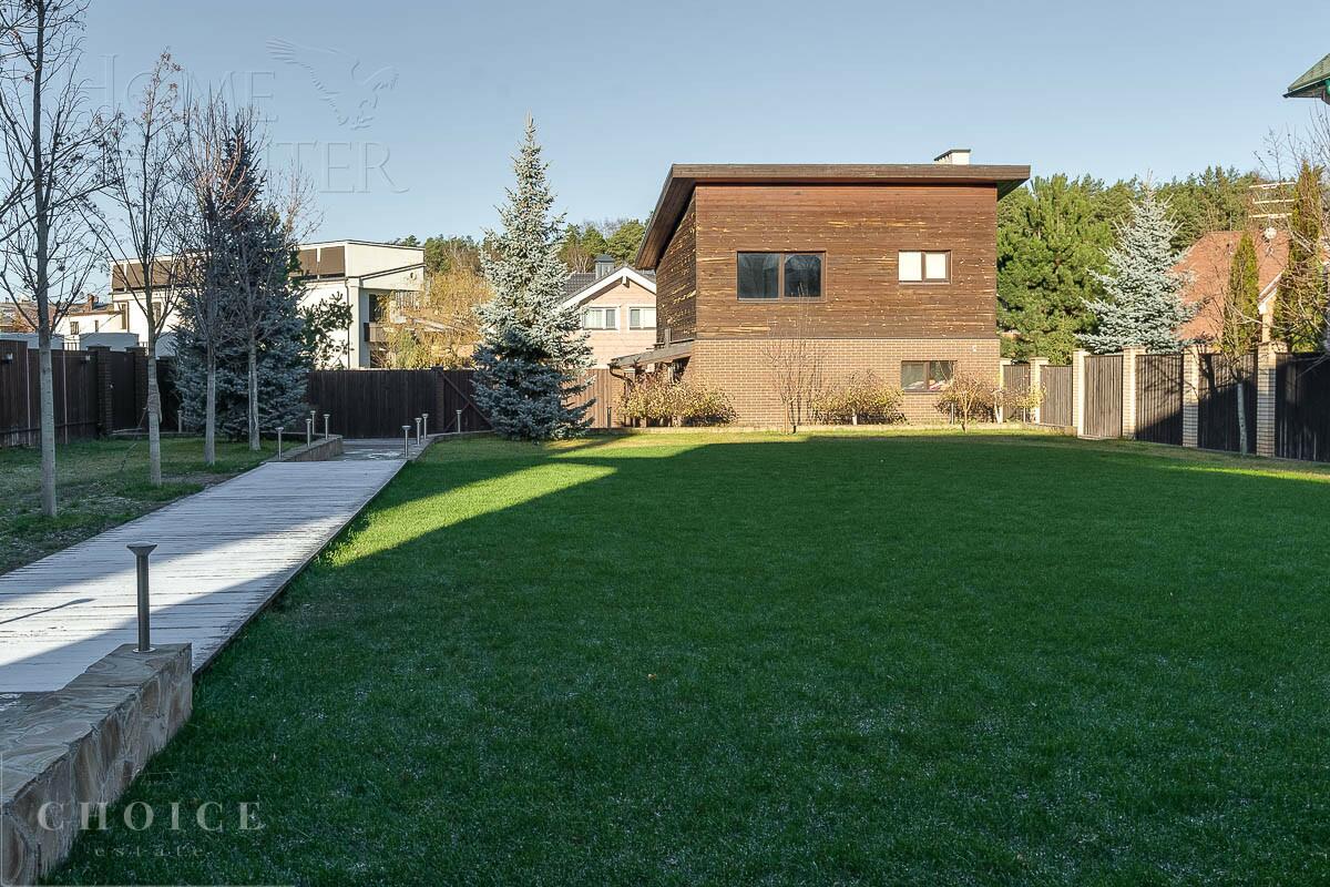 2-этажный коттедж 360 м² с отделкой