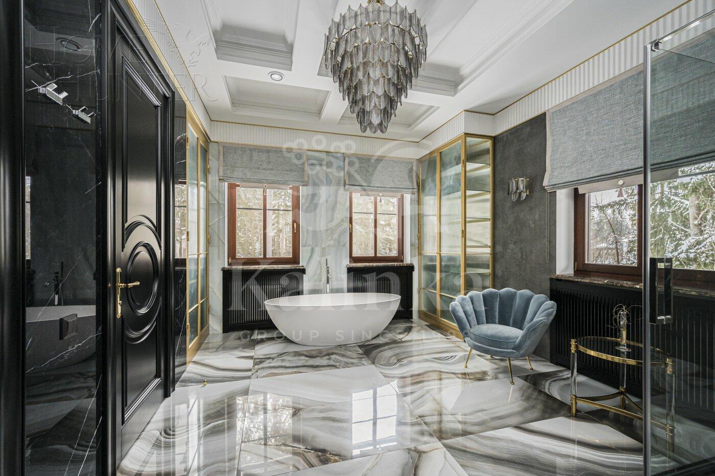 3-этажный коттедж 697 м² с отделкой