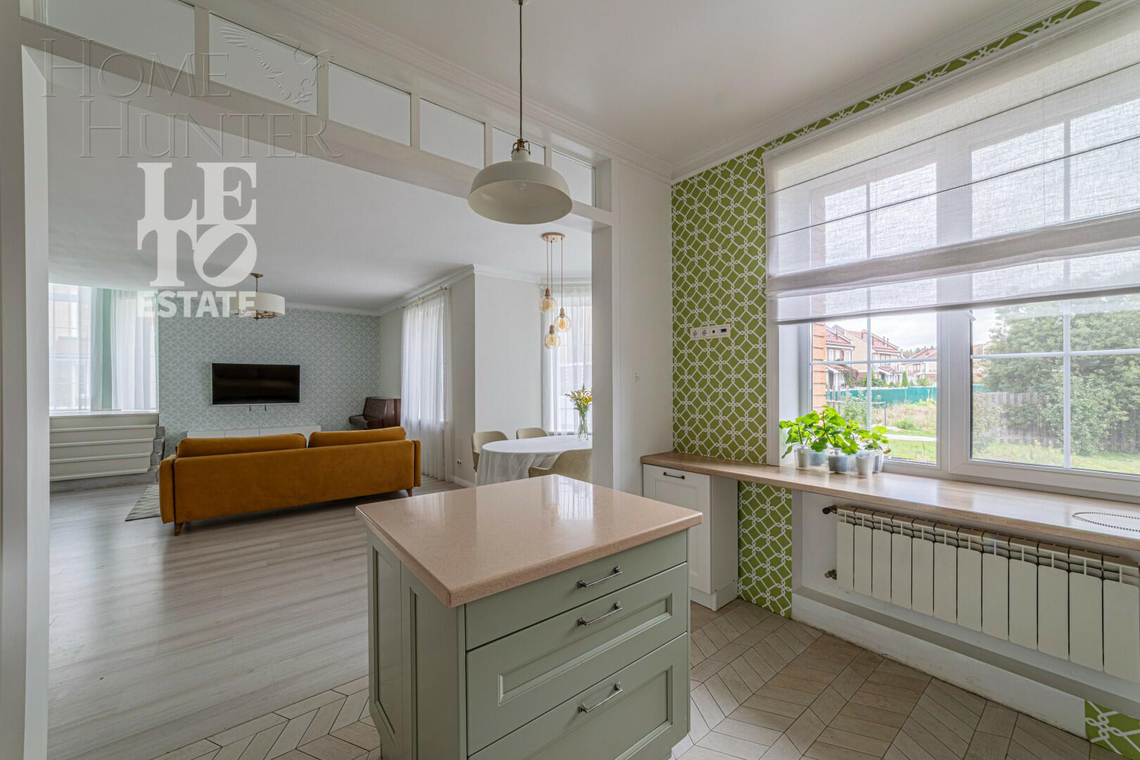 2-этажный коттедж 260 м² с отделкой