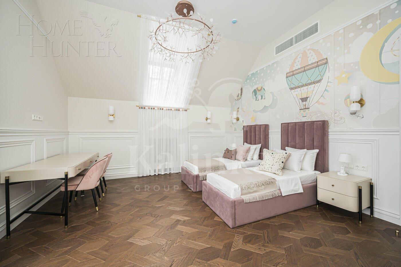 3-этажный коттедж 697 м² с отделкой