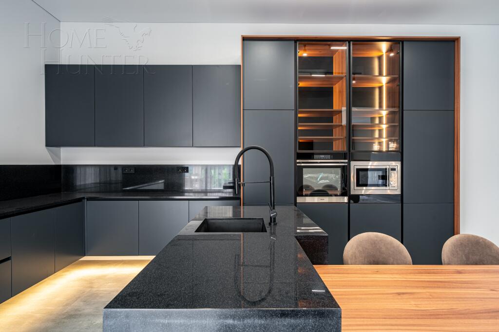 2-этажный коттедж 1 327 м² с отделкой