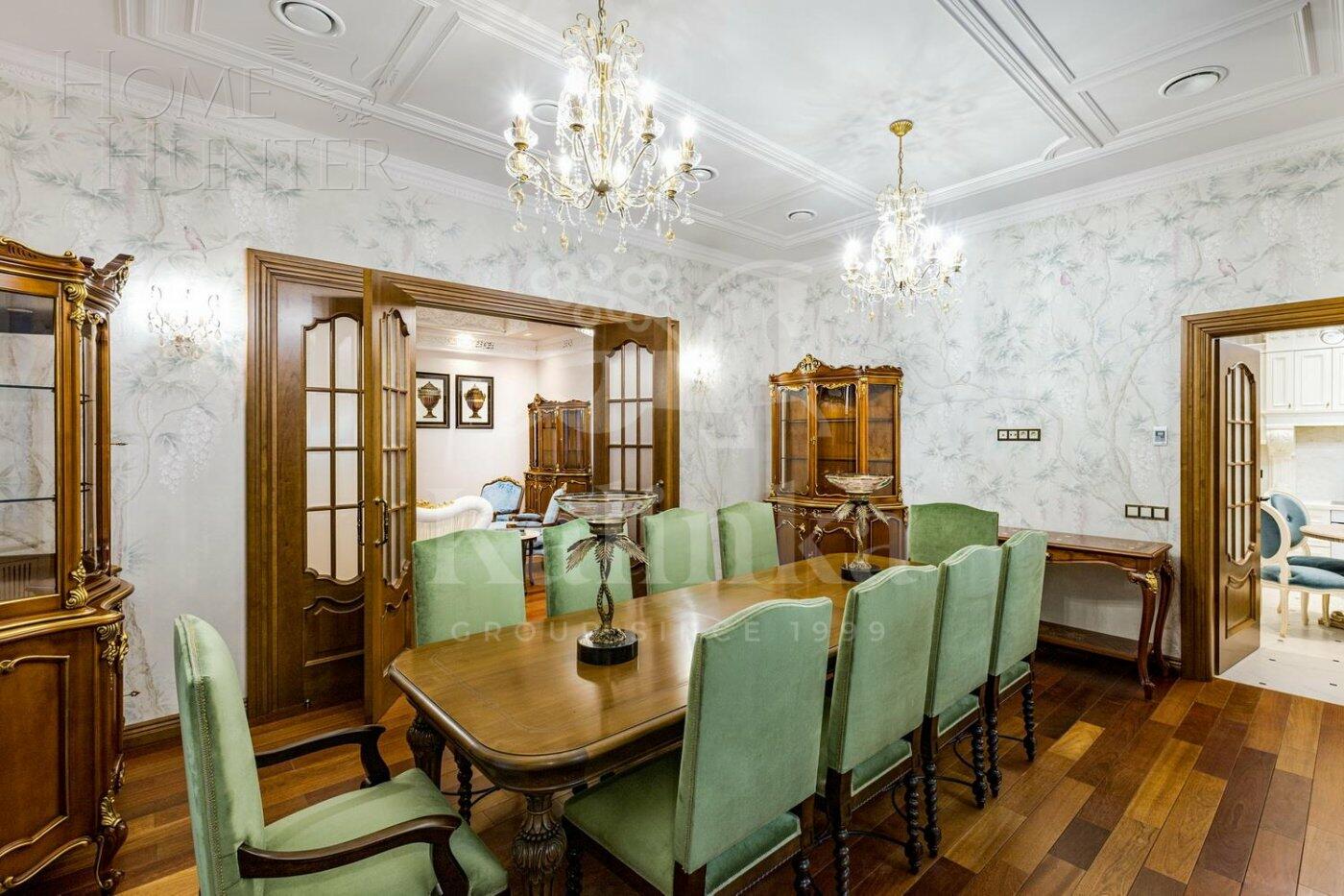 2-этажный коттедж 687 м² с отделкой