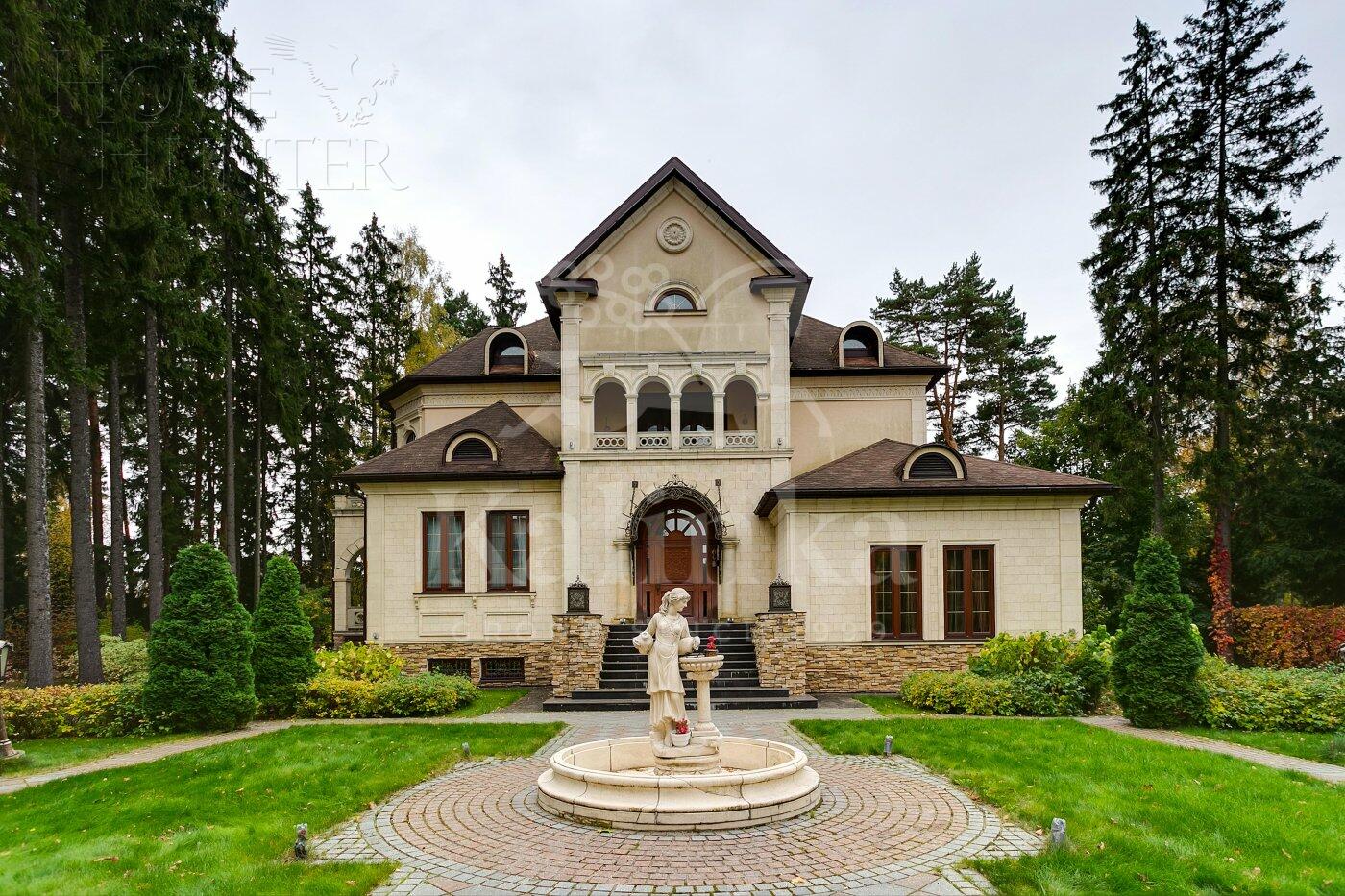 2-этажный коттедж 890 м² с отделкой