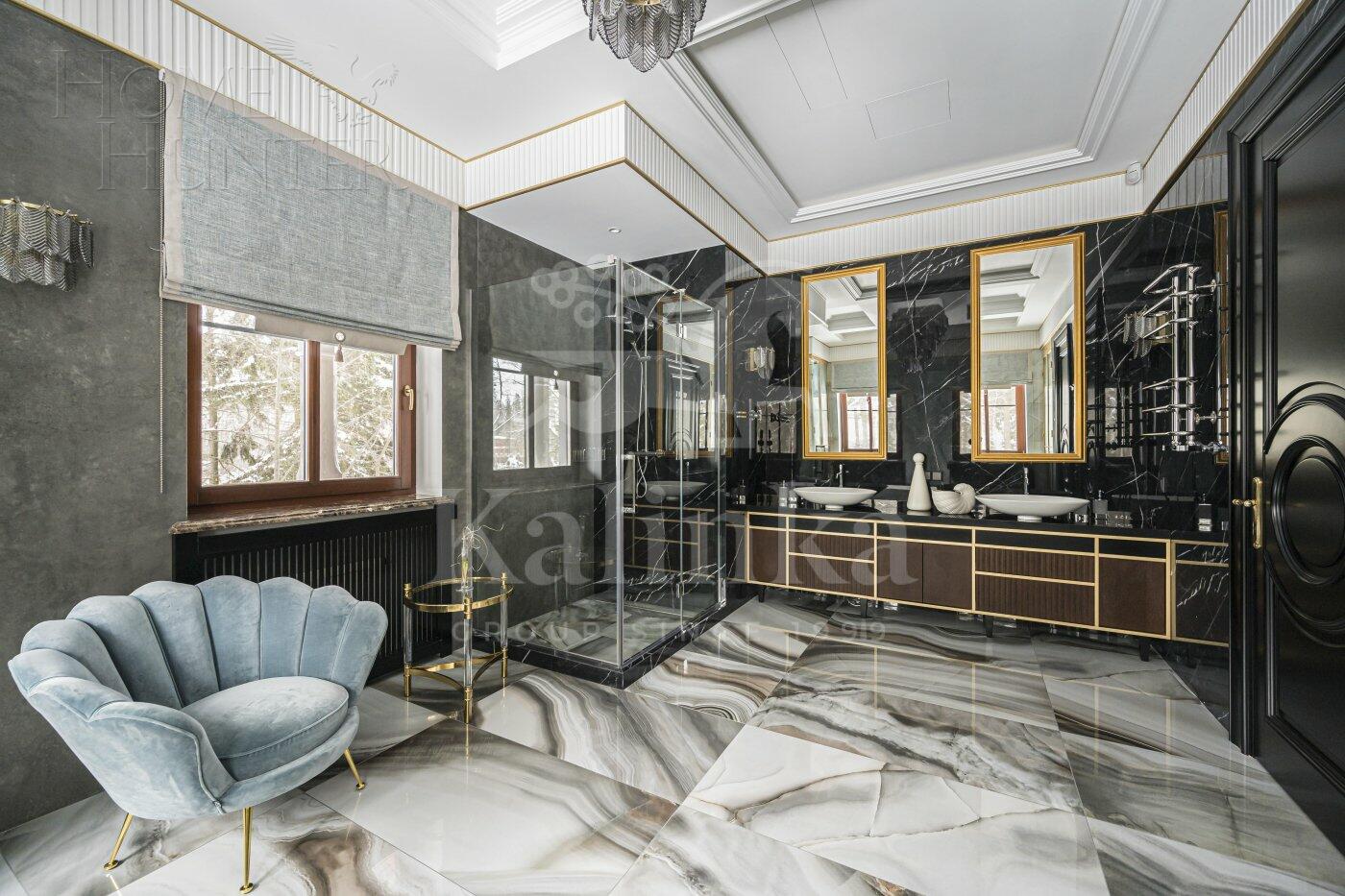 3-этажный коттедж 697 м² с отделкой