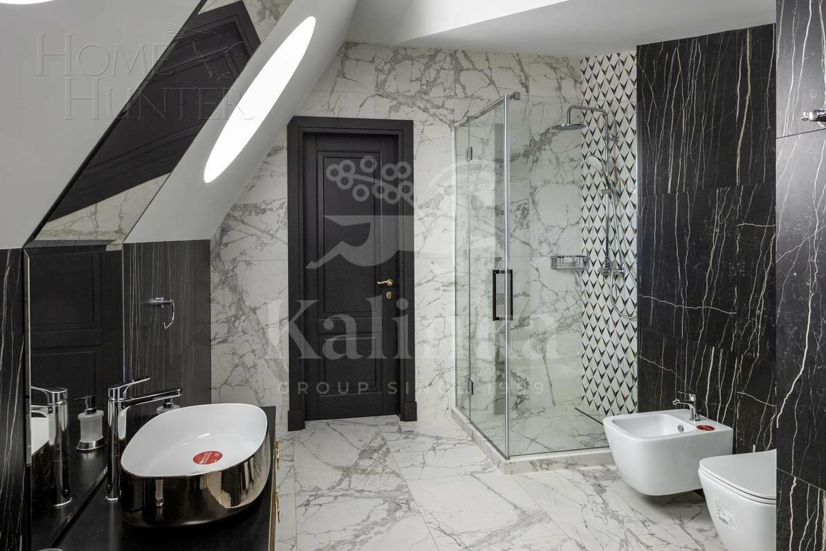 2-этажный коттедж 691 м² с отделкой