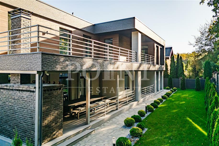 2-этажный коттедж 540 м² с отделкой