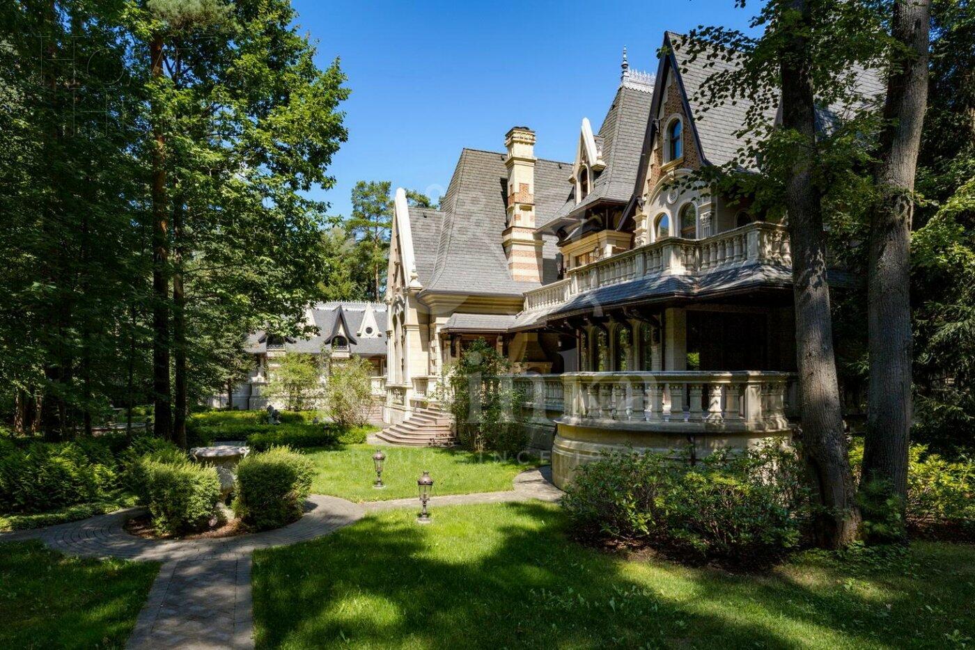 2-этажный коттедж 2 164 м² с отделкой