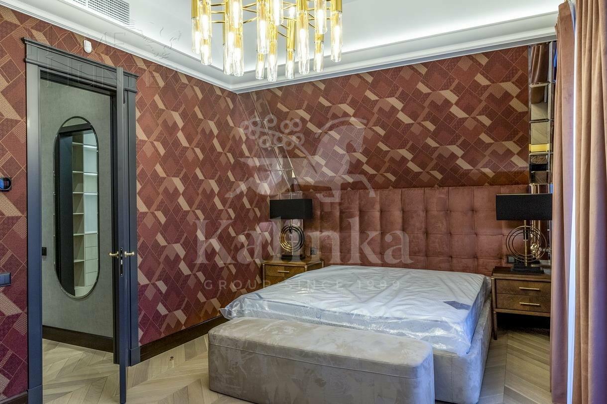 2-этажный коттедж 691 м² с отделкой