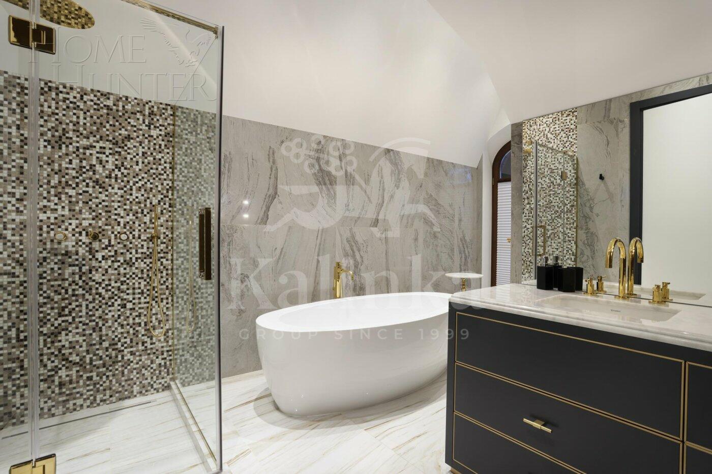 2-этажный коттедж 639 м² с отделкой