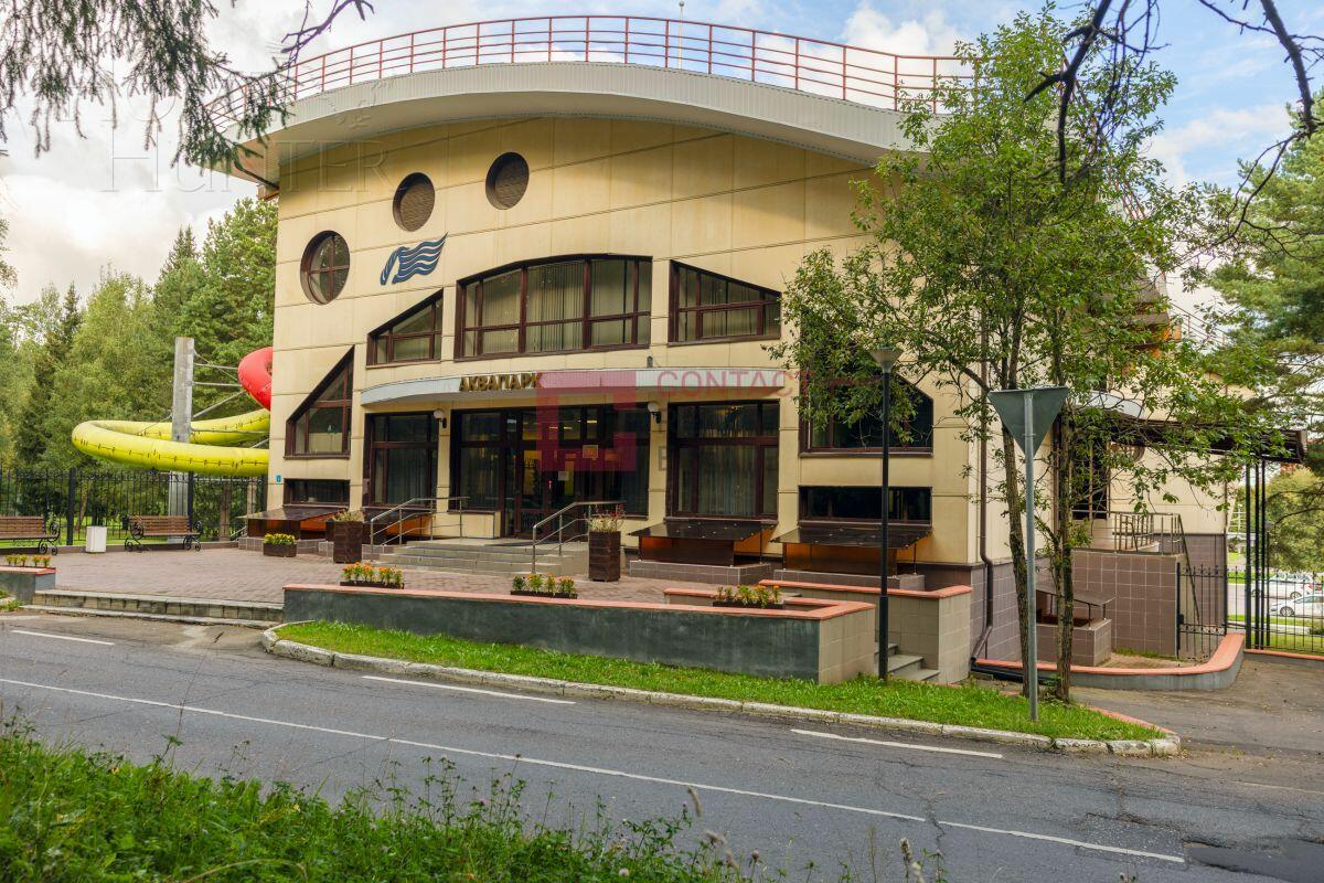 2-этажный коттедж 500 м² с отделкой