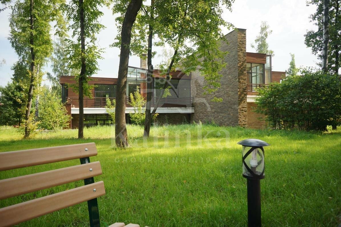 2-этажный таунхаус 385 м² с отделкой