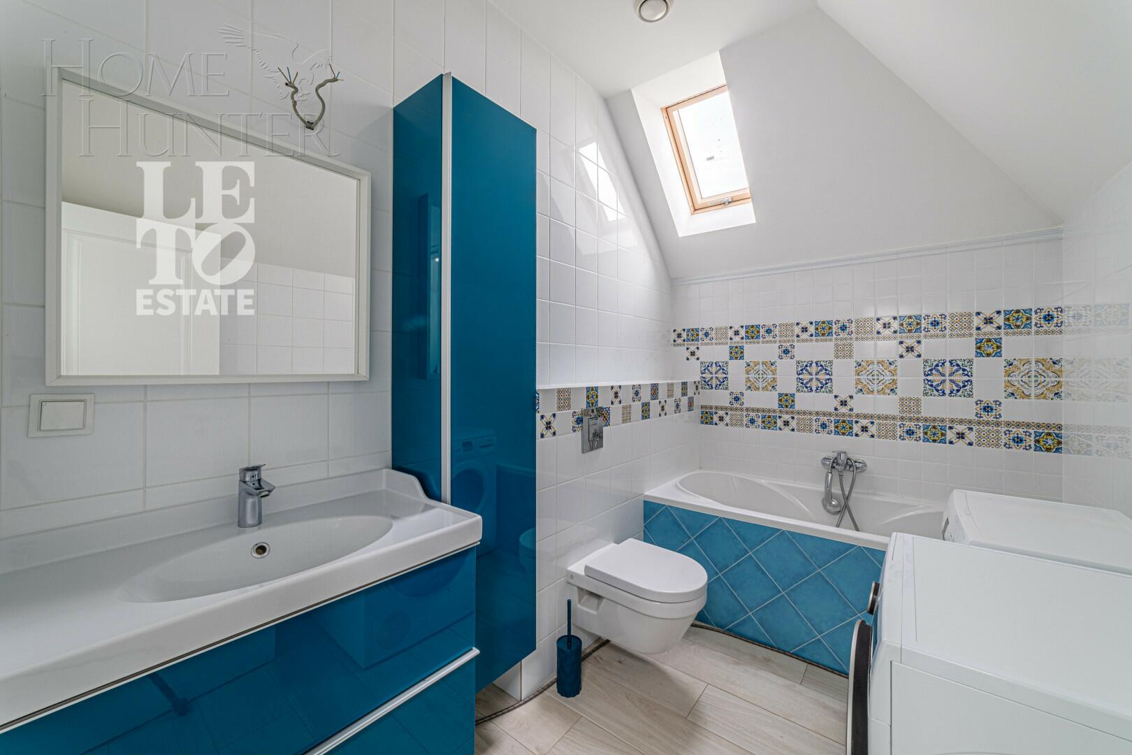 2-этажный коттедж 260 м² с отделкой