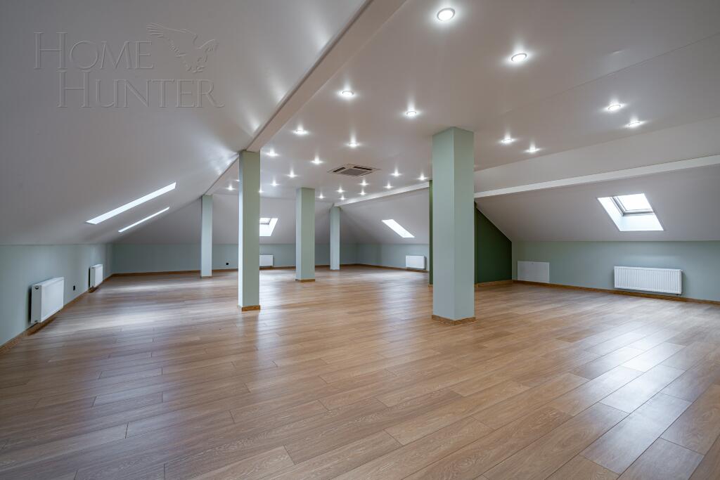 2-этажный коттедж 1 327 м² с отделкой