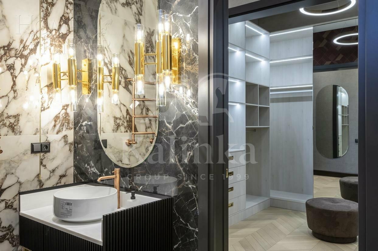 2-этажный коттедж 691 м² с отделкой