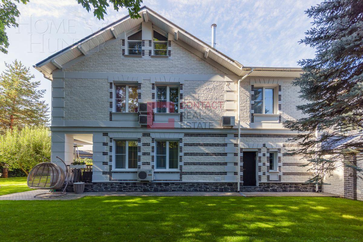 2-этажный коттедж 500 м² с отделкой