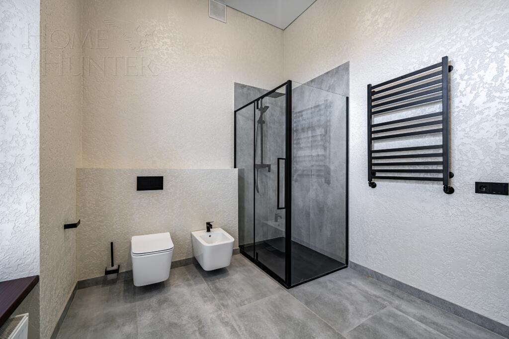 2-этажный коттедж 1 327 м² с отделкой