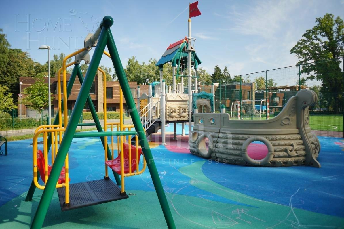 2-этажный таунхаус 385 м² с отделкой