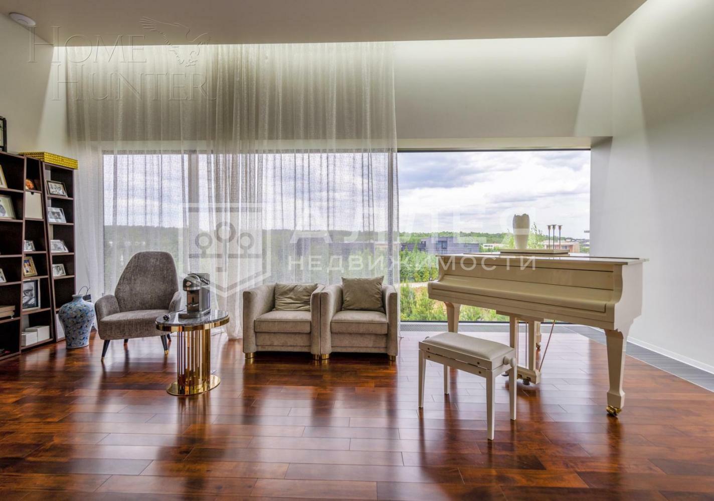 3-этажный коттедж 2 300 м² с отделкой