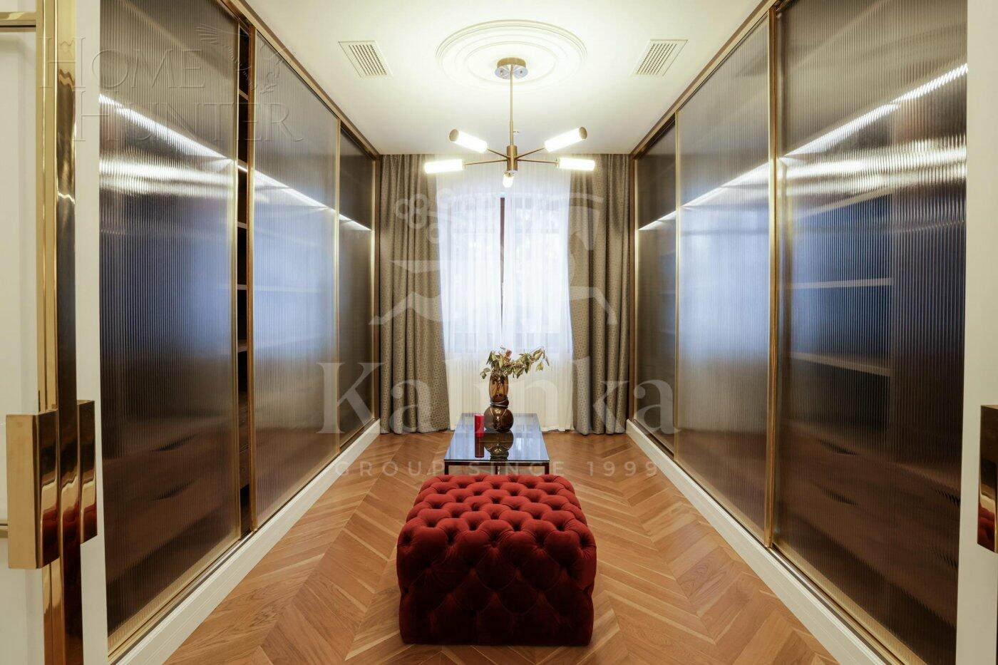 2-этажный коттедж 702 м² с отделкой