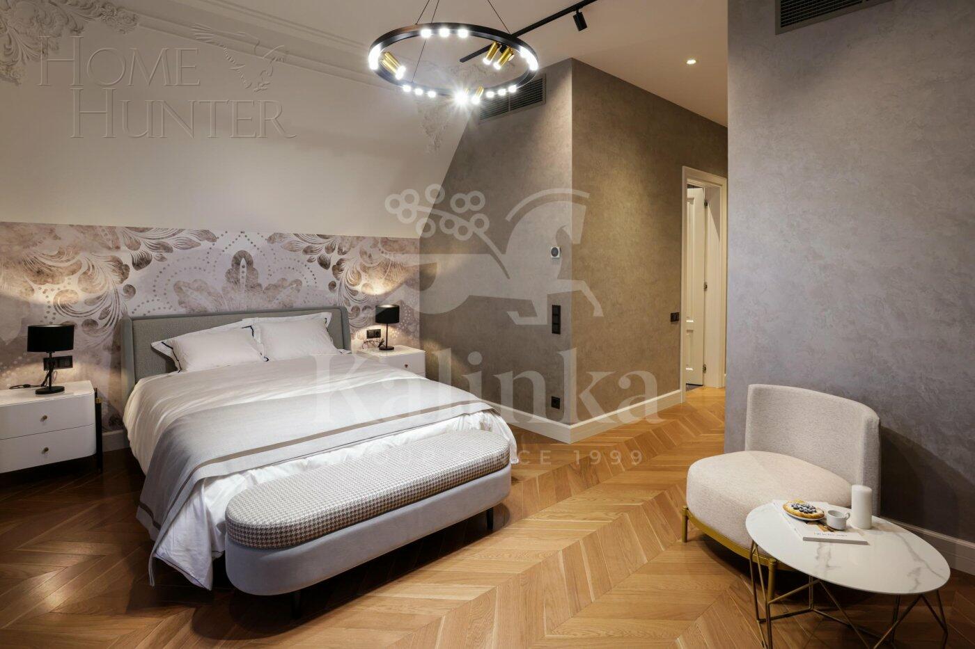 2-этажный коттедж 702 м² с отделкой