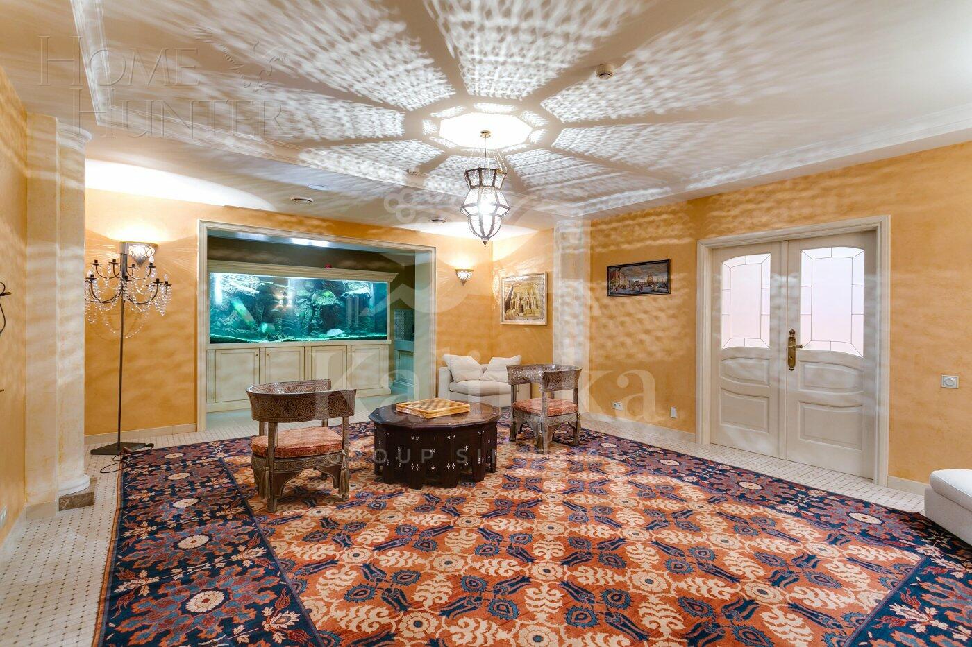 2-этажный коттедж 890 м² с отделкой