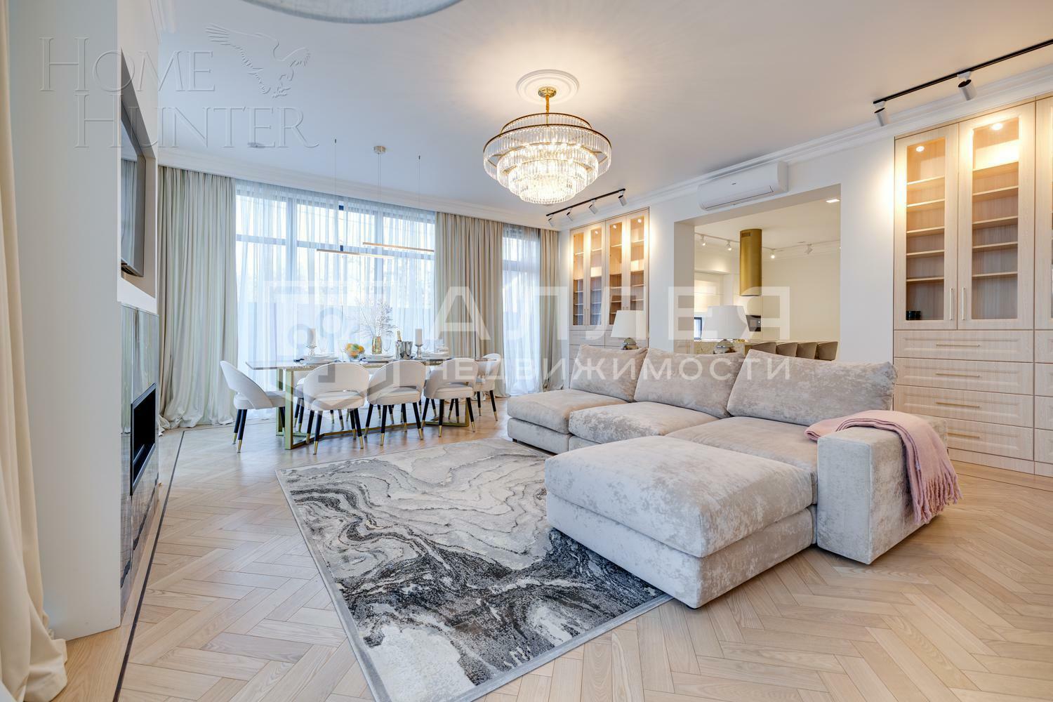 2-этажный коттедж 300 м² с отделкой