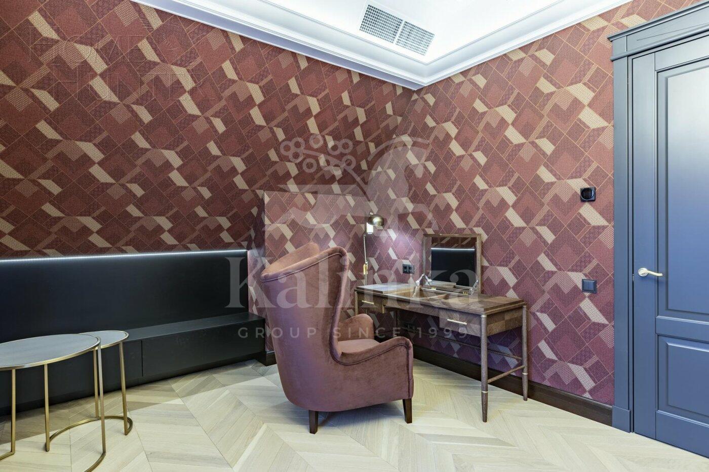 2-этажный коттедж 691 м² с отделкой