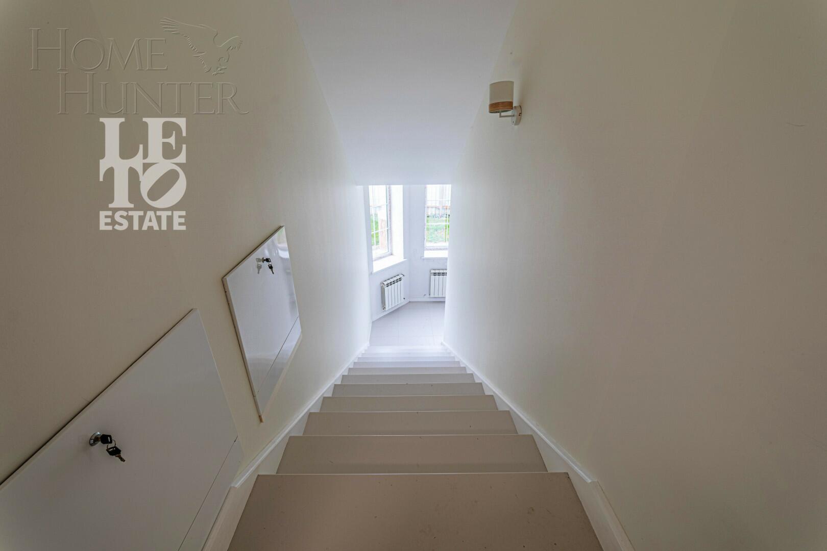 2-этажный коттедж 260 м² с отделкой