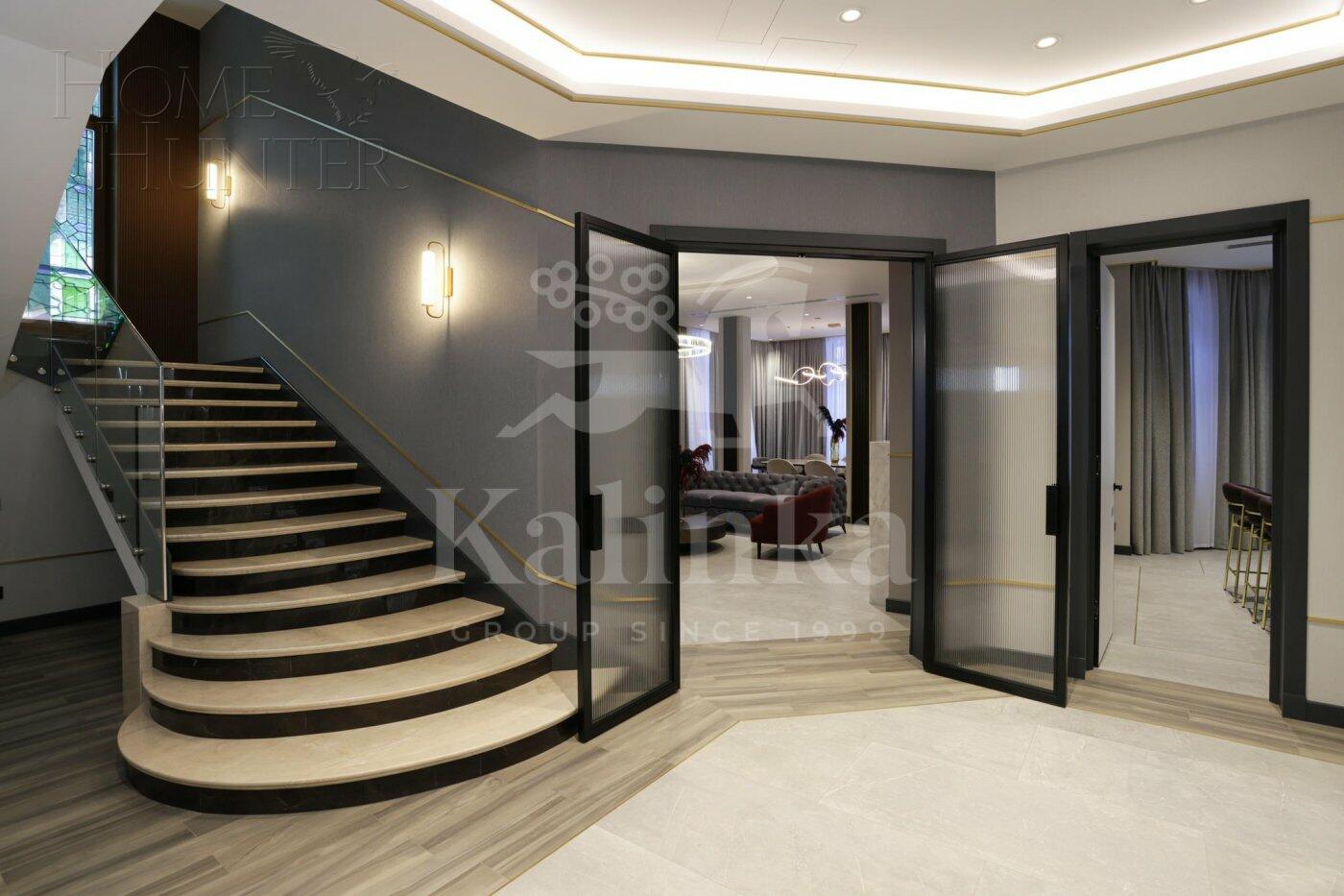 2-этажный коттедж 639 м² с отделкой