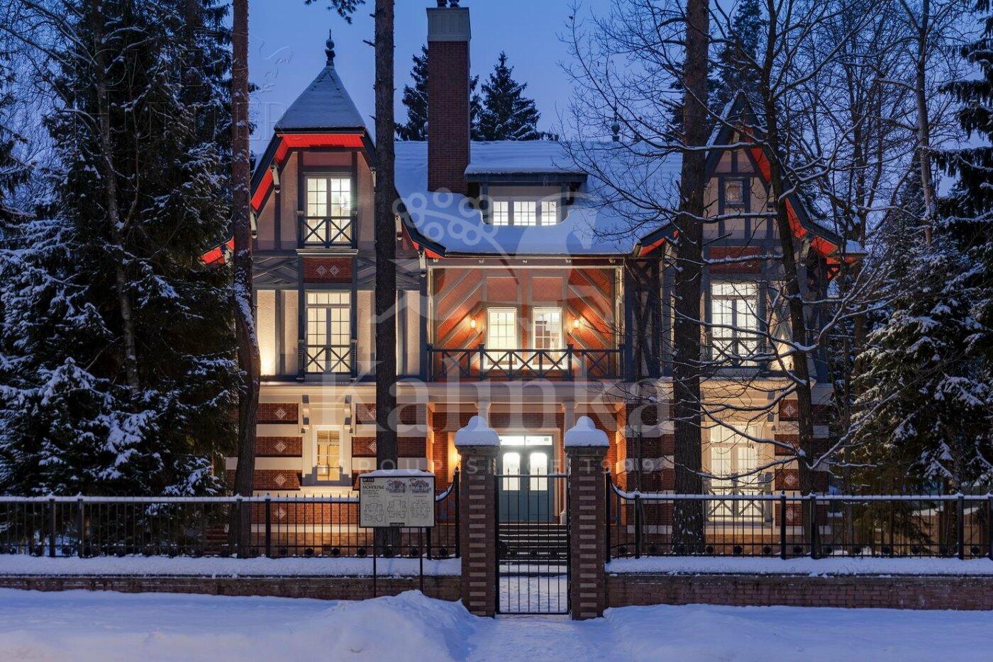 2-этажный коттедж 687 м² с отделкой