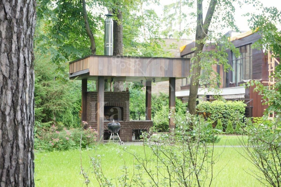 2-этажный таунхаус 385 м² с отделкой